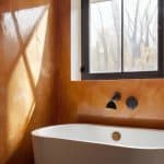 Tadelakt plastering at home, waterproof elegance